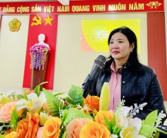 CHI BỘ TRƯỜNG MẦM NON KỲ HOA TỔ CHỨC SINH HOẠT CHUYÊN ĐỀ "NÂNG CAO NĂNG LỰC CHUYÊN MÔN CHO CÁN BỘ QUẢN LÝ, GIÁO VIÊN, NHÂN VIÊN"