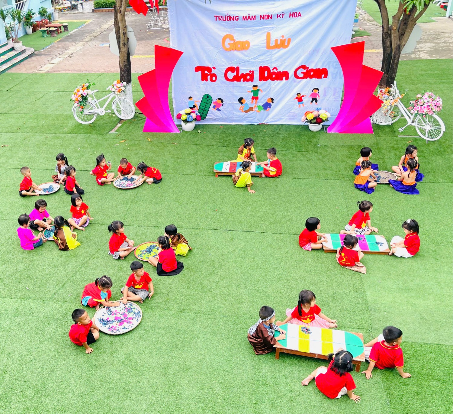       LỒNG GHÉP TRÒ CHƠI DÂN GIAN – GIỮ GÌN NÉT ĐẸP VĂN HÓA TRONG CÁC HOẠT ĐỘNG GIÁO DỤC TRẺ TẠI TRƯỜNG MẦM NON KỲ