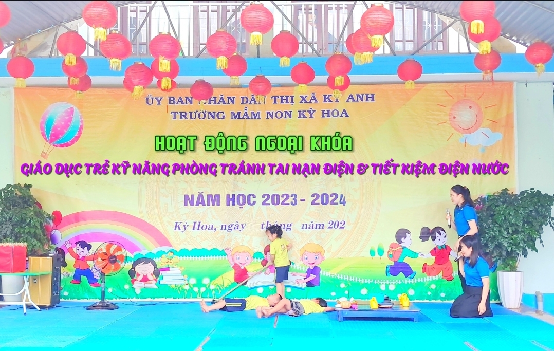 TRƯỜNG MẦM NON KỲ HOA TỔ CHỨC HOẠT ĐỘNG NGOẠI KHÓA  " GIÁO DỤC TRẺ KỸ NĂNG PHÒNG TRÁNH TAI NẠN ĐIỆN VÀ TIẾT KIỆM ĐIỆN NƯỚC"